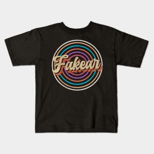 vintage circle line color Fakear Kids T-Shirt